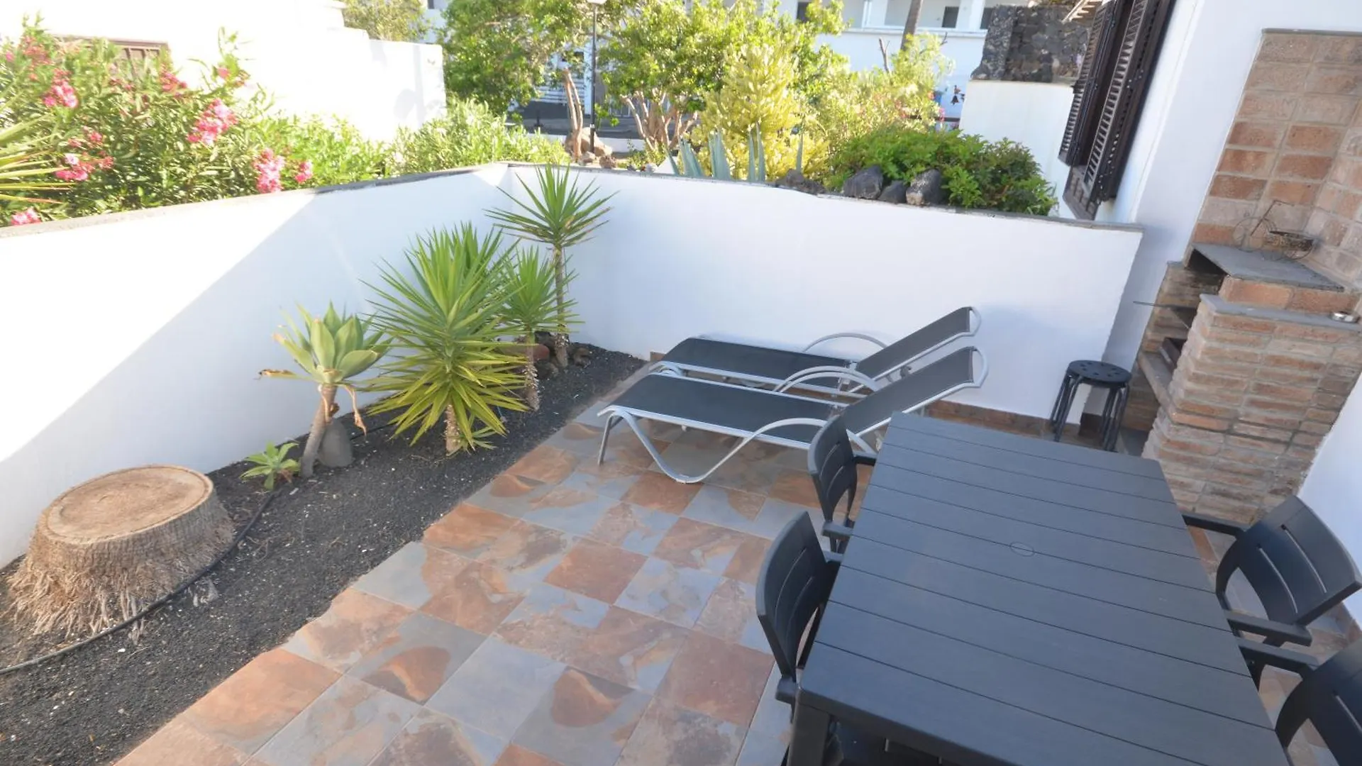 Bungalow Esperanza Costa Teguise 0*,  Spain
